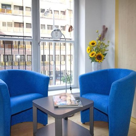 Urban Bourbon Apartment Budapest Bagian luar foto